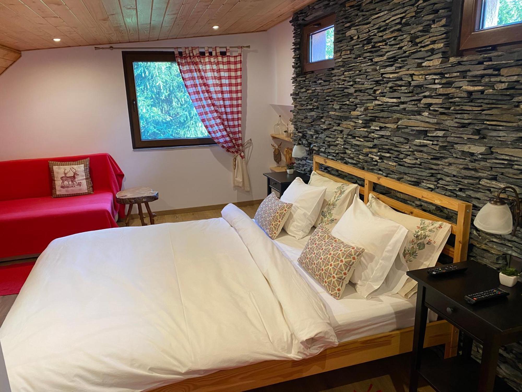 Mountain Chalet - Cabana La Muntele Baisorii Muntele Cacovei  Esterno foto